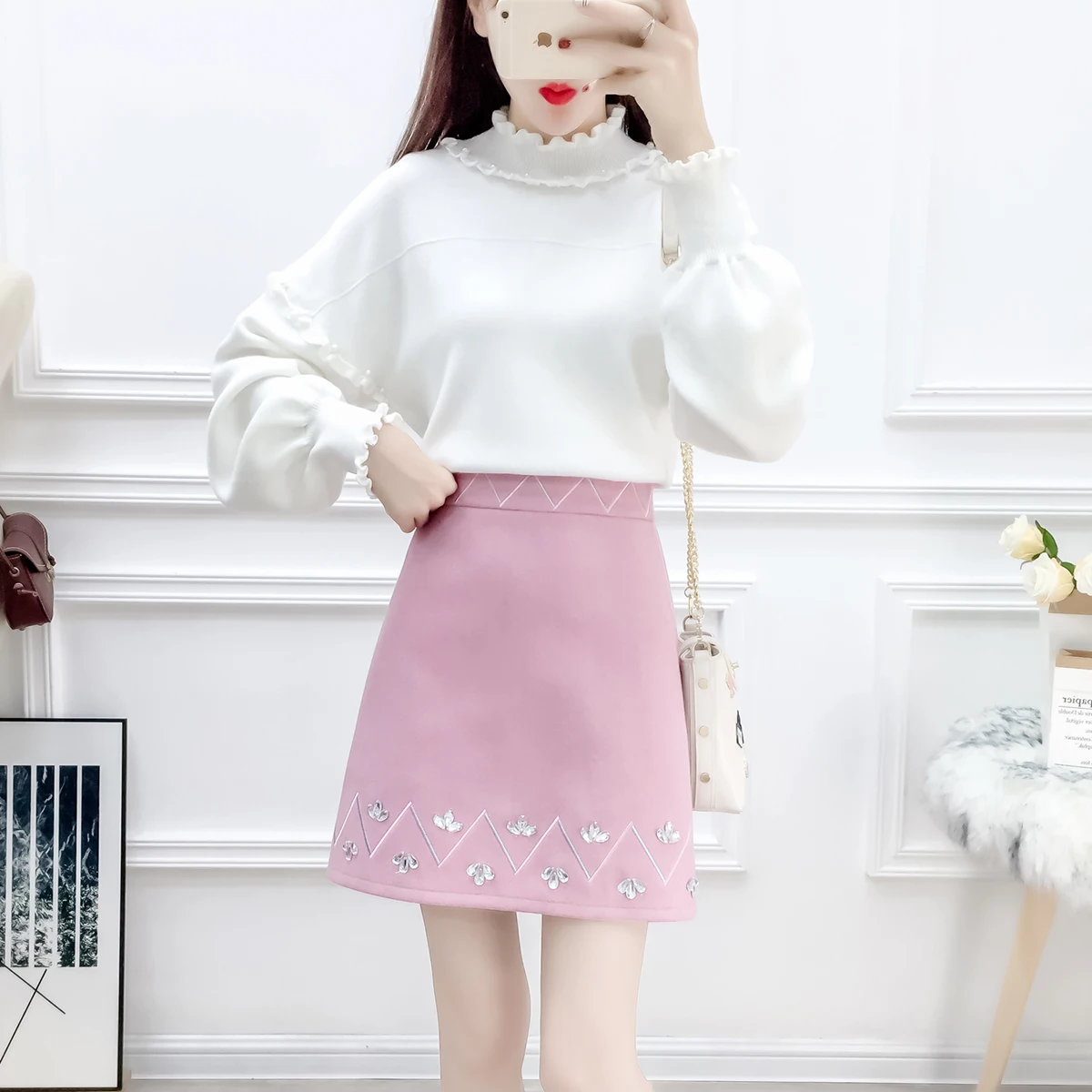 

New winter skirt suit fashion nail bead thick sweater nail drill woolen embroidered skirts two-piece outfit women suit leisure2