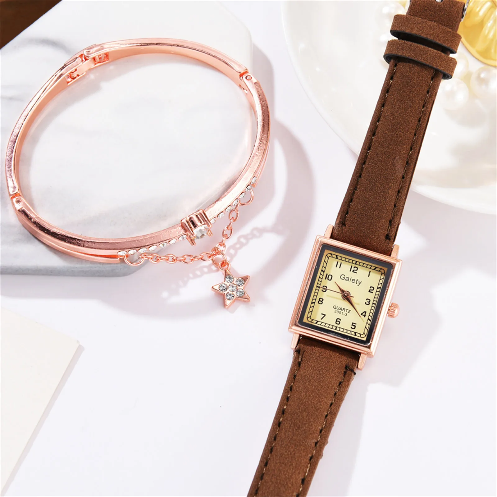 

New Design Women's Watches Fashion Ladies Wristwatches Luxury Brand Rectangle Quartz Wrist Watch Luxury Gifts For Women Orologio