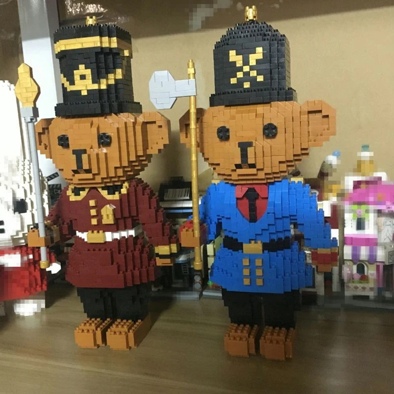 Balody 16059 Мультфильм Королевский красный медведь Солдат модель Сделай Сам микро