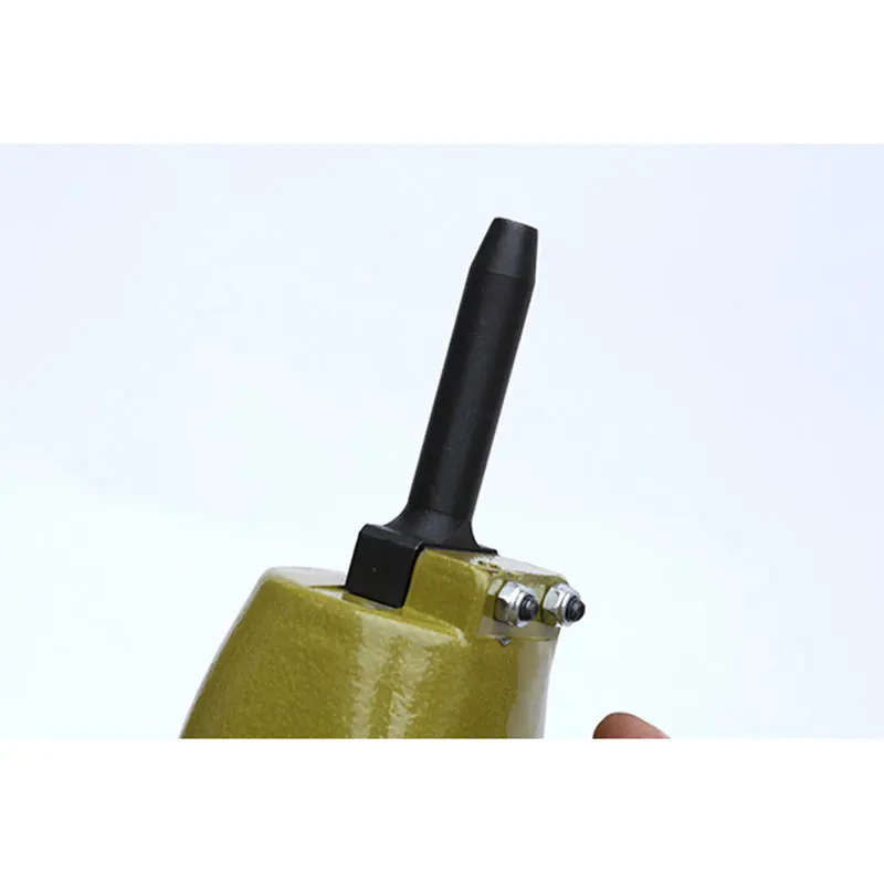 

Pneumatic Nail Puller Nailer Pull Gun Woodworking Nail Remover Recycling Air Stapler Carpenter Power Tool Air Nail Remover Gun