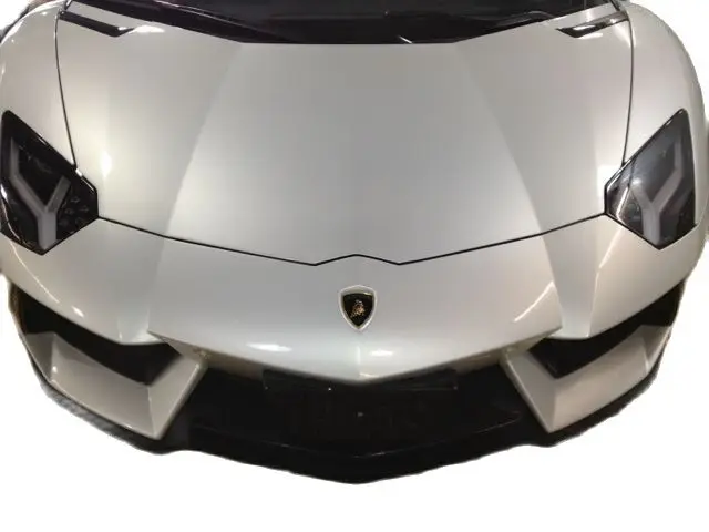 Предназначен для переднего распределителя диффузора губ из углеродного волокна