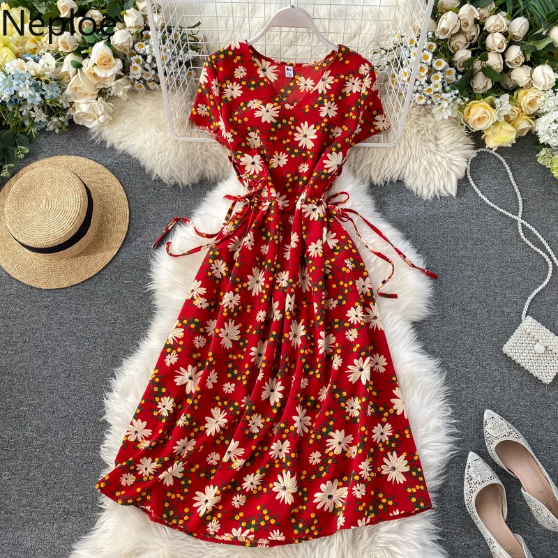 Женское шифоновое платье с цветочным принтом весна 2020 v-образным вырезом