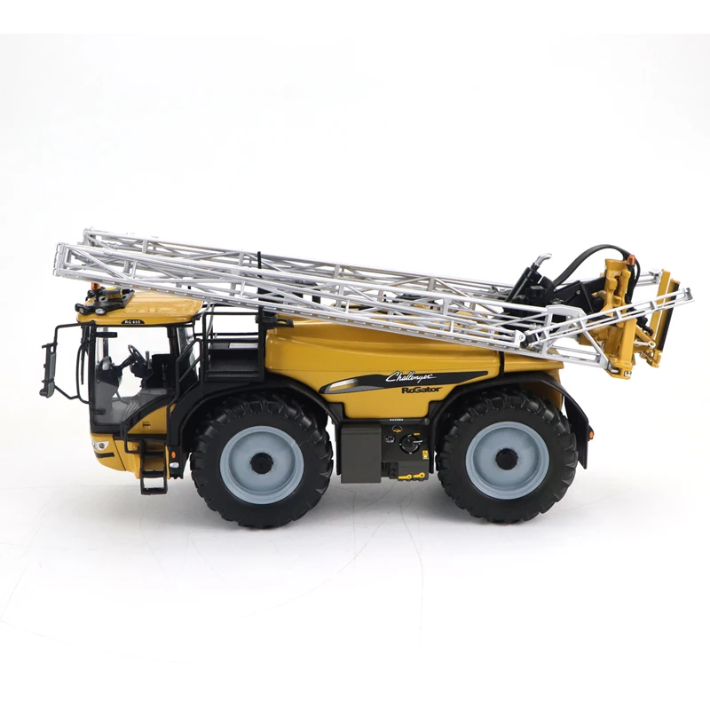 

CHALLENGER ROGATOR 655 1/32 Agco #58234 Mahler rare collection diecast model
