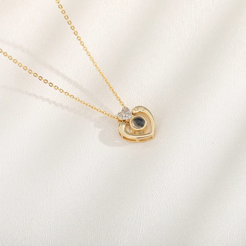 

Zircon Heart Projection Necklace I Love You 100 Languages Fashion Romance Valentine's Day Sweetest Gift for Girlfriend