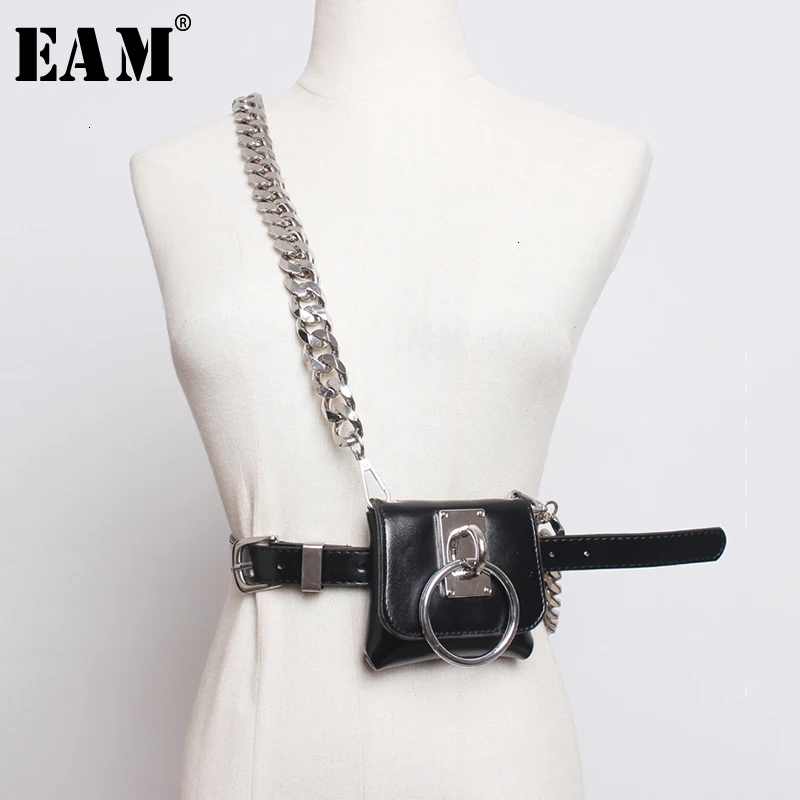 [EAM]  Pu Leather Black Chain Split Mini-bag Long Belt Personality Women New Fashion Tide All-match Spring Autumn 2023 1H770