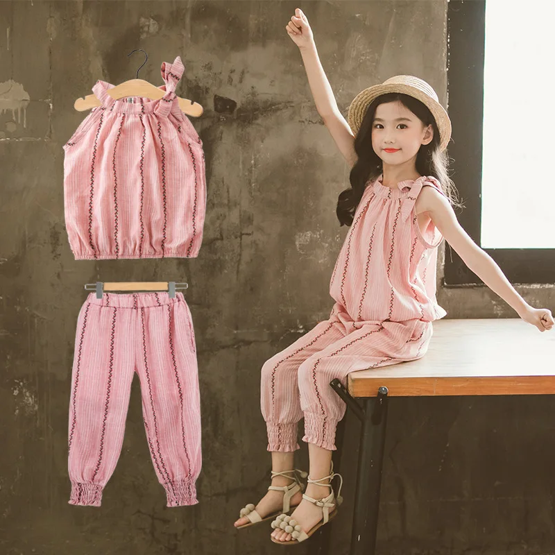 

Retail and wholesle 2019 summer toddler girl clothing sets children clothing kids top flower short T shirt+ stripe skirt 2pcs