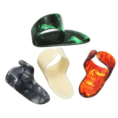 

3 Finger Pick and 1 thumb pick set Guitar case guitar pick