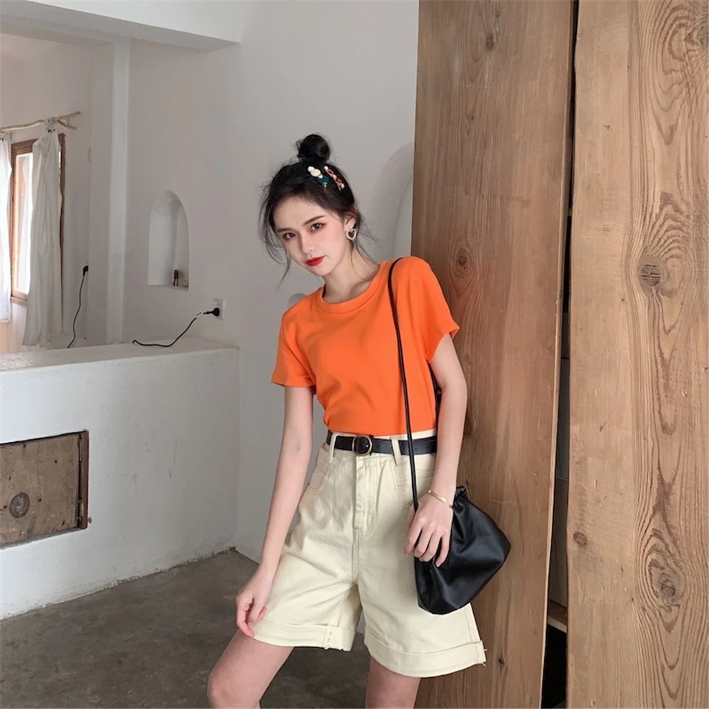 

Women Plain T-Shirt Summer Round Neck Tees Loose Short Sleeve Tops Summer Casual Tops Fashion T-shirt Streetwear Outfits Tshirts