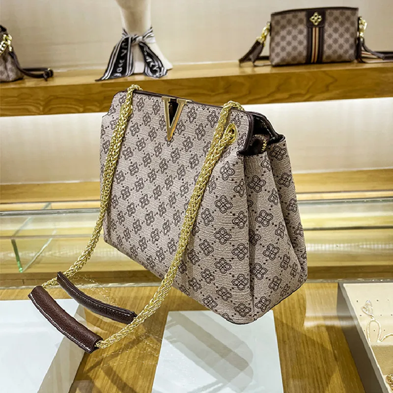 Luxury Designer 2021 New Fashion Retro Print Chain Underarm Bag High Quality Leather Crossbody Shoulder Bag Sac De Luxe Femme Cc