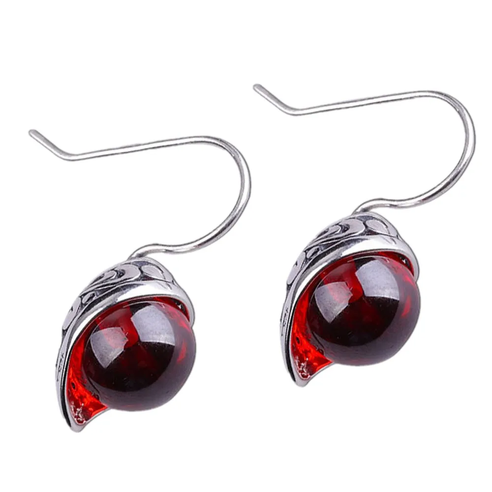 Женские серьги серебряного цвета с изображением героев мультфильма Глен ветер |