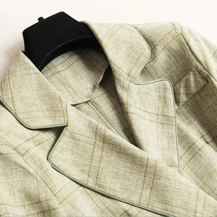 

European and American women's fashion 2019 spring new style Double-breasted plaid jacket five-point sleeves Mesh skirt suit