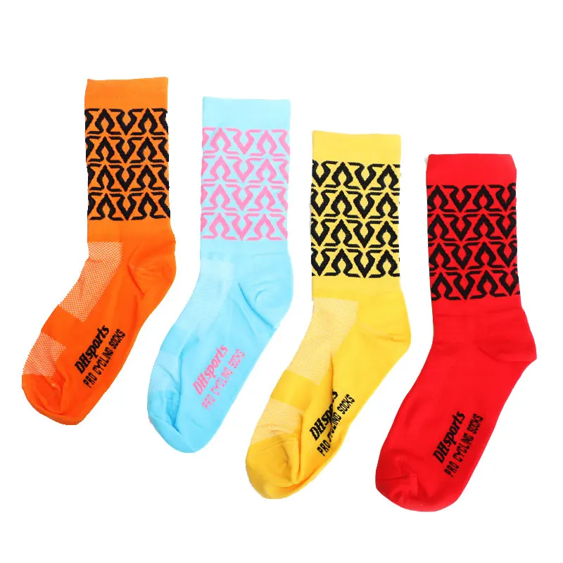 

Unisex Wear-Resistant Socks Running Hiking Cycling Breathable Sports Socks Mid-Calf Socks