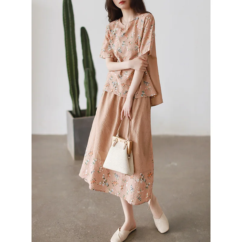 

Retro cotton floral suit women 2021 summer new loose short-sleeved T-shirt and skirt two-piece suit