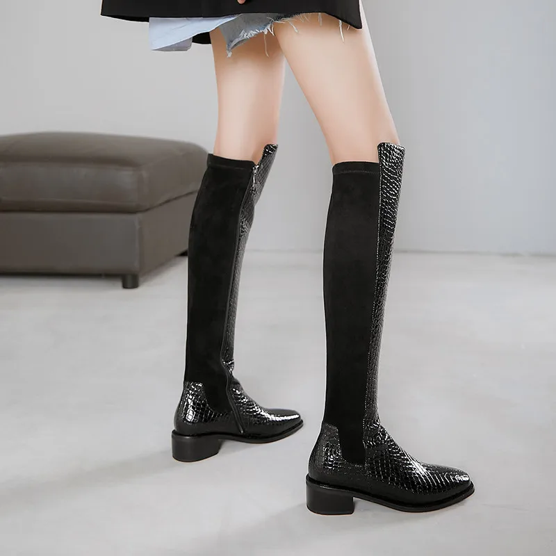 Женские сапоги с круглым носком TOTOMELA повседневные до колена узором под камень