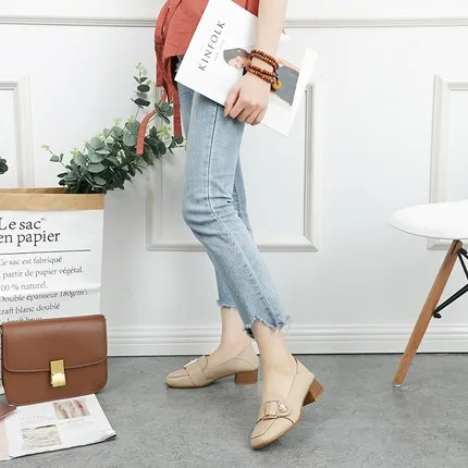 Тонкие Туфли женская обувь с жемчугом сезон весна осень модель 2020 года модная