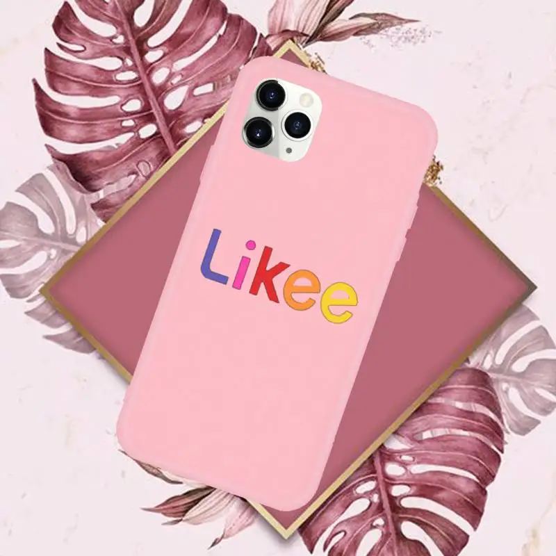 

Likee Funny cat bear love heart cute Phone Case Candy Color for iPhone 6 7 8 11 12 s mini pro X XS XR MAX Plus
