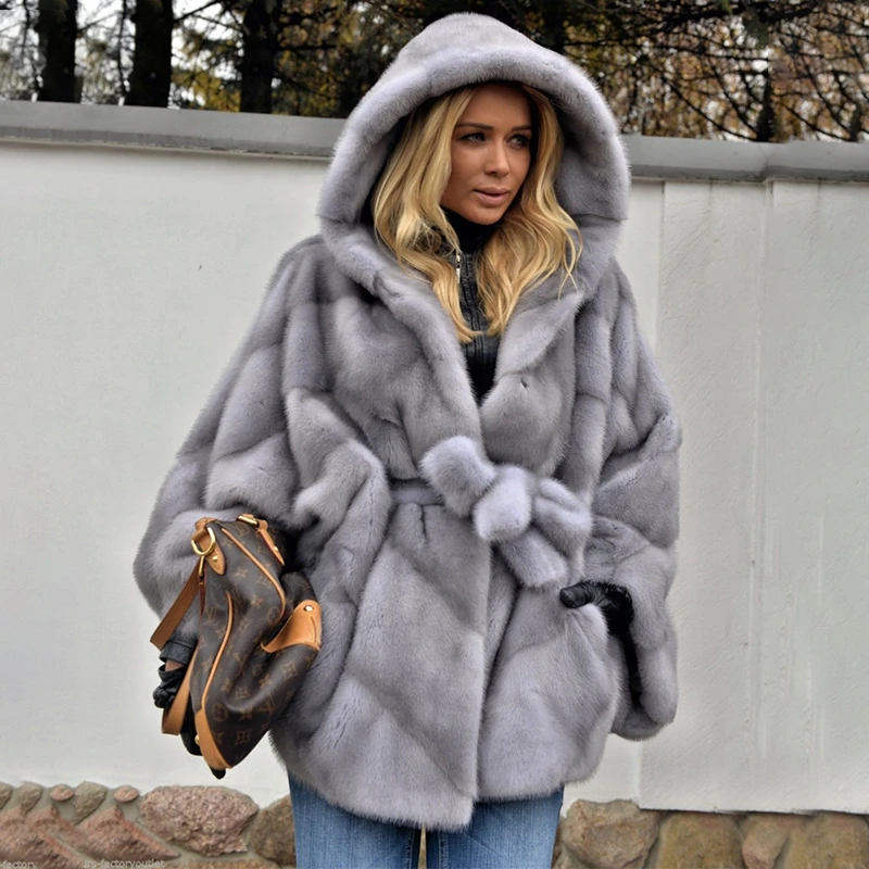 

Women Real Mink Fur Coat with Hood High Quality Natural Woman Full Pelt Mink Fur Jacket Batwing Sleeved Loose Fur Overcoat 2021