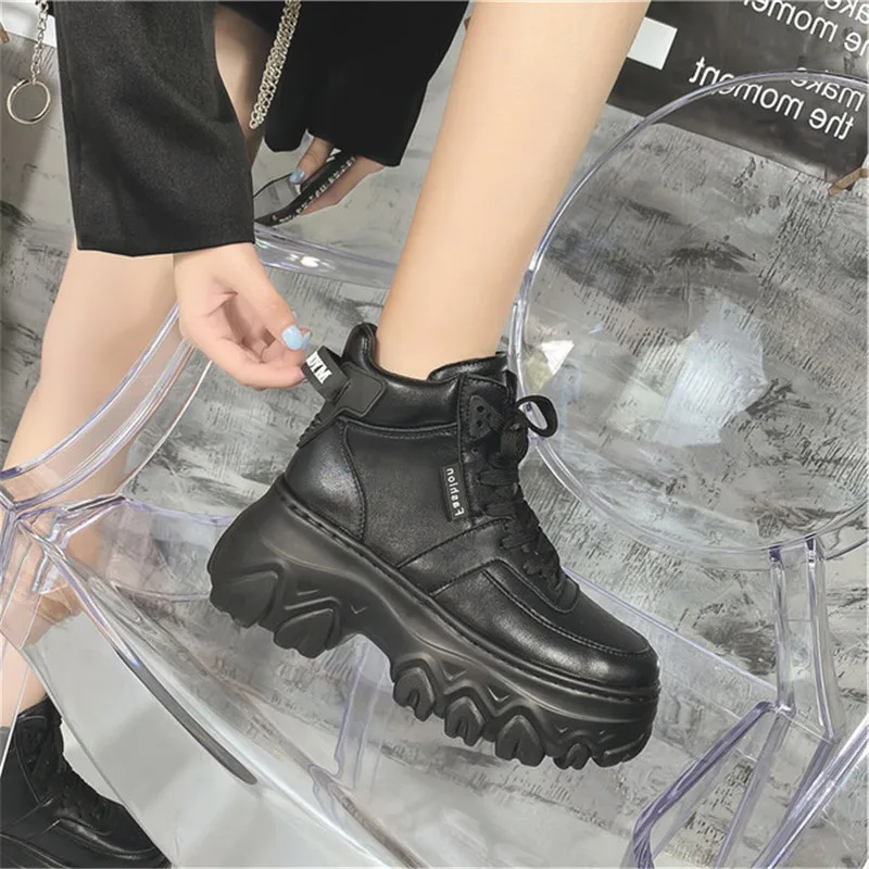 

Winter Women's Sneakers Whiter Platform Plus Velvet Sports Booties Ladies Large Causal Shoe Genuine Leather Light Sports Shoes