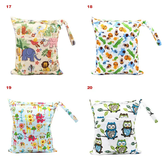 

Reusable Water Resistant Flower Printed Wet Dry Diaper Bag Double Pocket Cloth Handle Wetbags M09