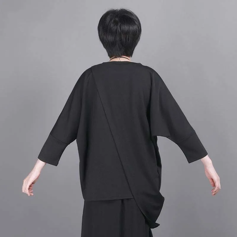 

[EAM] Women Loose Fit Black Irregular Big Size T-shirt New Round Neck Three-quarter Sleeve Fashion Tide Spring Summer 2021 1U450