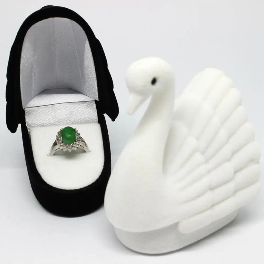 

Novelty Velvet Swan Shape Ring Box Earring Necklace Bracelet Case Carrying Gift Jewelry Display Packaging Wedding Engagement