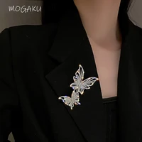 mogaku ins fashion crystal brooch double butterfly women luxury rhinestone suit lapel pins ladies party elegant brooches jewelry