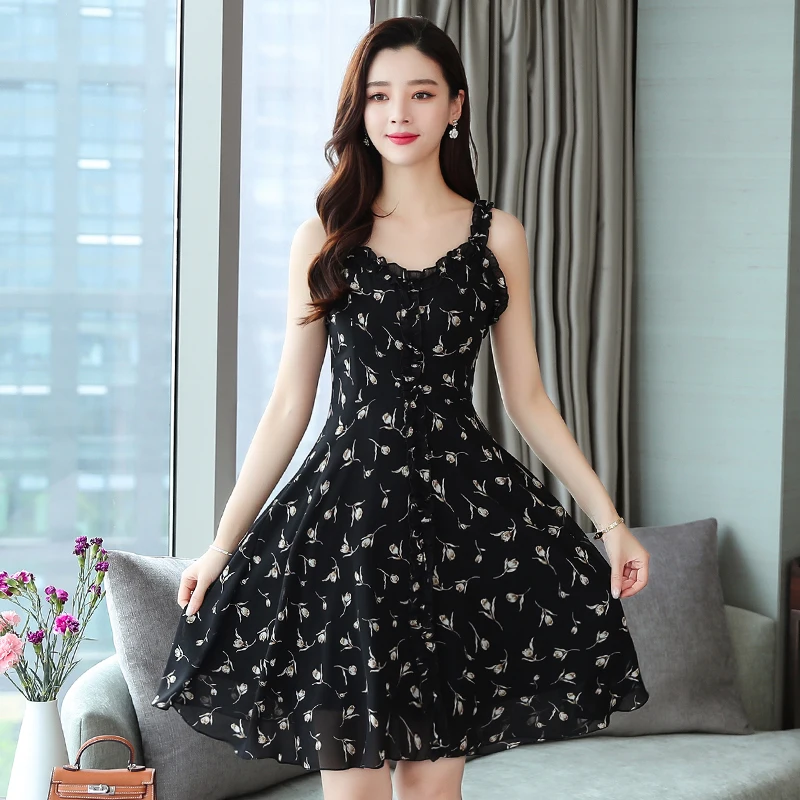 Женское платье с цветочным принтом черное винтажное пляжное средней длины на