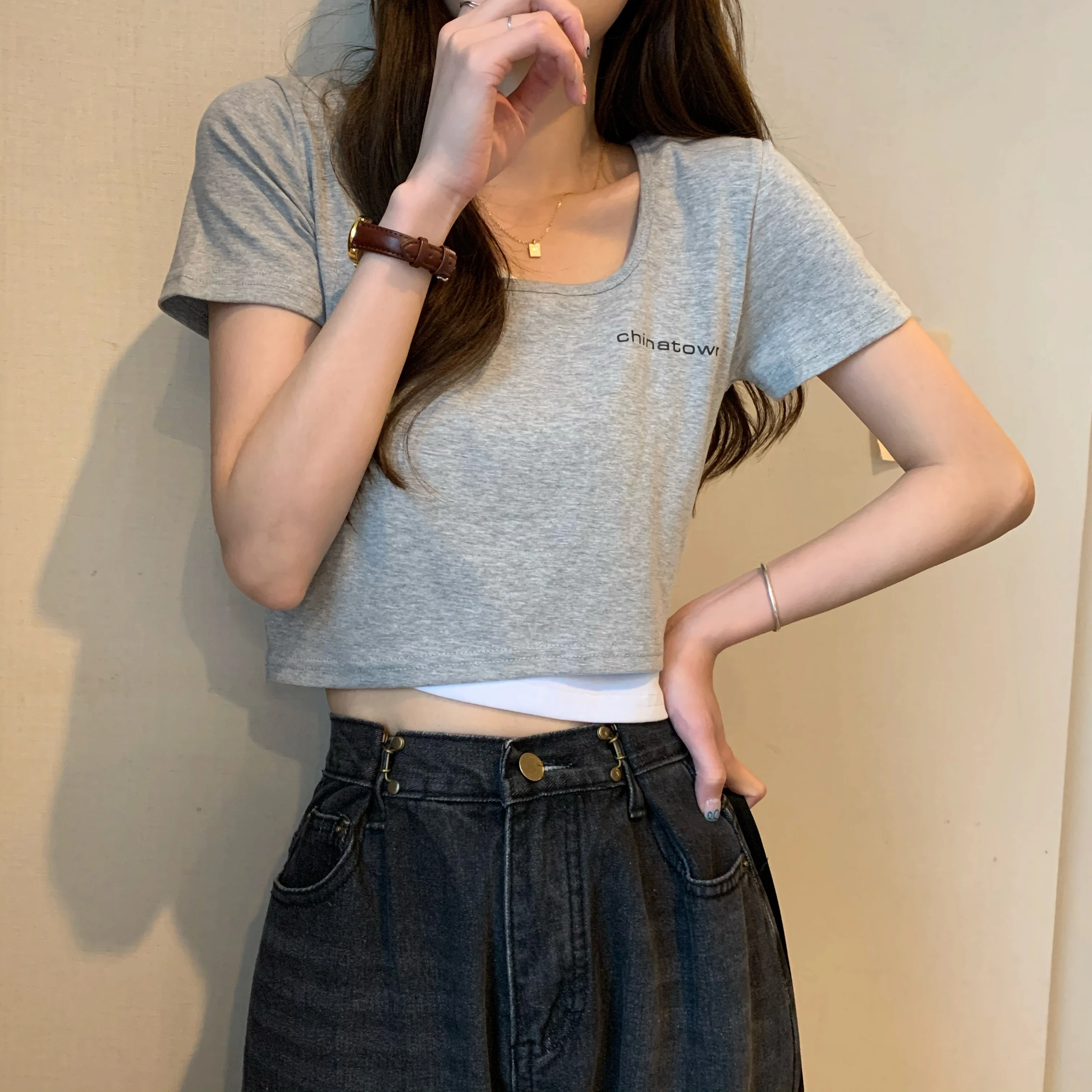 

Square Collar off-Shoulder Fake Two-Piece Bottoming Shirts Women's 2021summer New High Waist Short Design Short Sleeve T-shirt