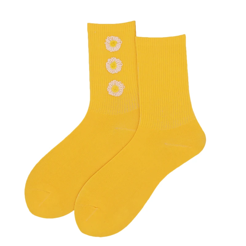 

Flower Design Woman Socks Cute Fashion In Tube Cotton Socks Four Seasons Color Popular Youth Socks