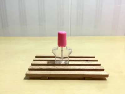 

50/100pcs/lot 6g Mini Cute Clear Plastic Empty Square Nail Polished Bottle With color Cap Brush Plastic Nail Bottle For Children