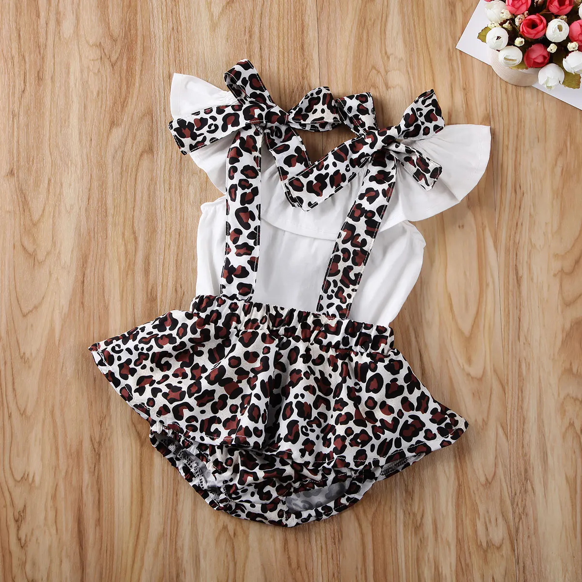 

2Pcs Infant Baby Girl Summer Outfit Set Cute Ruffle Crop Top + Floral Suspender Shorts Romper