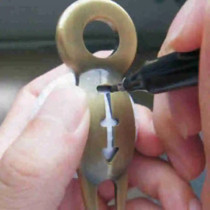 

Golf Green Fork 1 Pcs Golf Repair Tool Golf Divot Repair Tool Magnet with Golf Marker Key Chain Liner Clip
