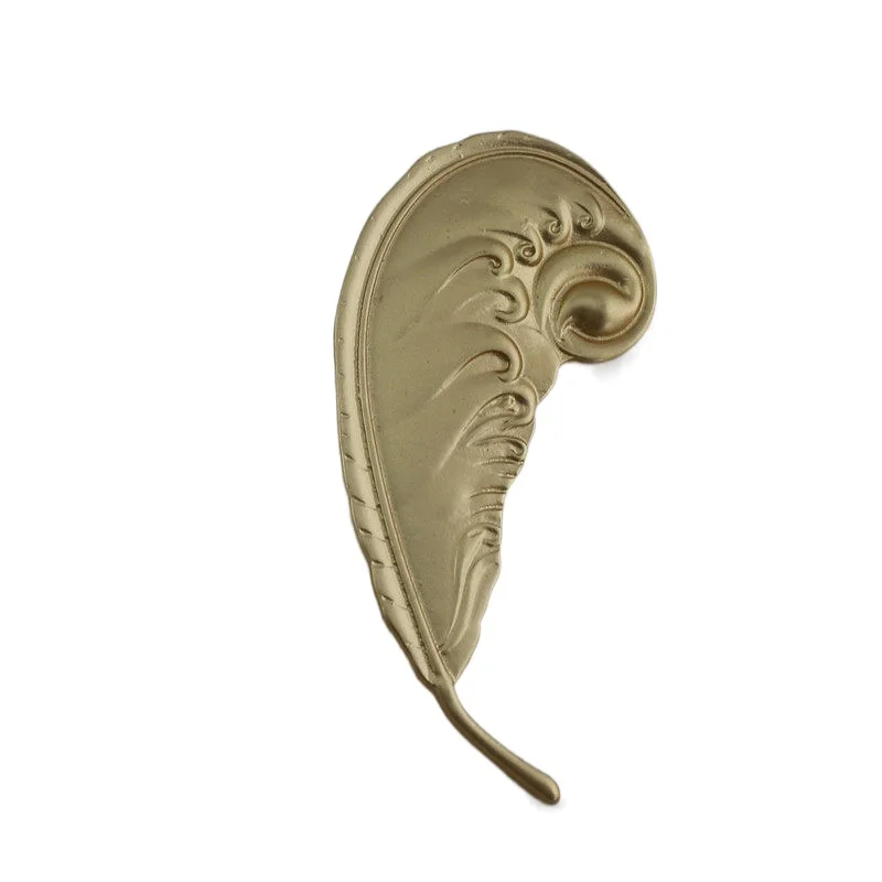 

NEW Vintage Baroque Gold Color Metal Geometric Feather Abstract Brooches Pin For Women Men Fine Jewelry Gift