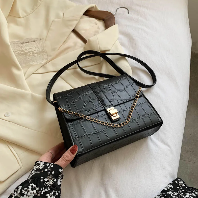 

New Woman Shoulder Bag Fashionable Simple Chain Messenger Bag High Quality Luxury Designer Handbag 2021 New Female Underarm Bag