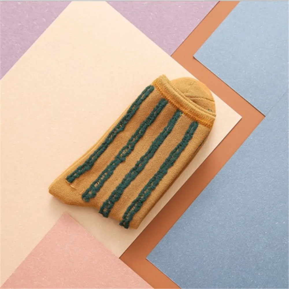 Новинка 2019 модные женские носки хлопковые вертикальные жаккардовые