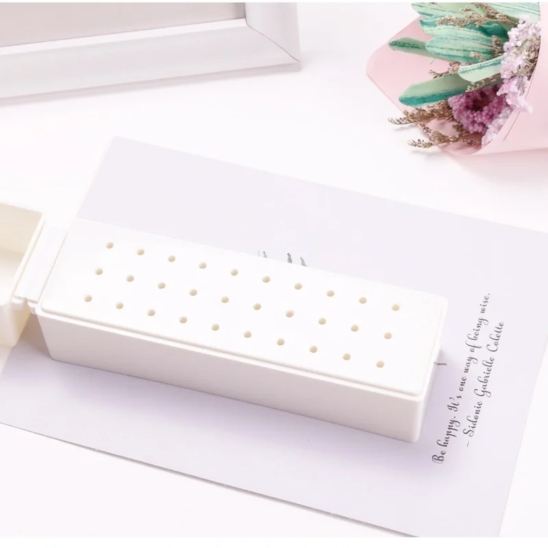 Фреза для хранения гвоздей с 30 отверстиями |