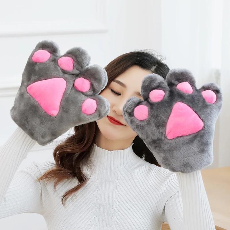 Реквизит для выступлений Детские утепленные в виде отпечатка лапы тигра серый