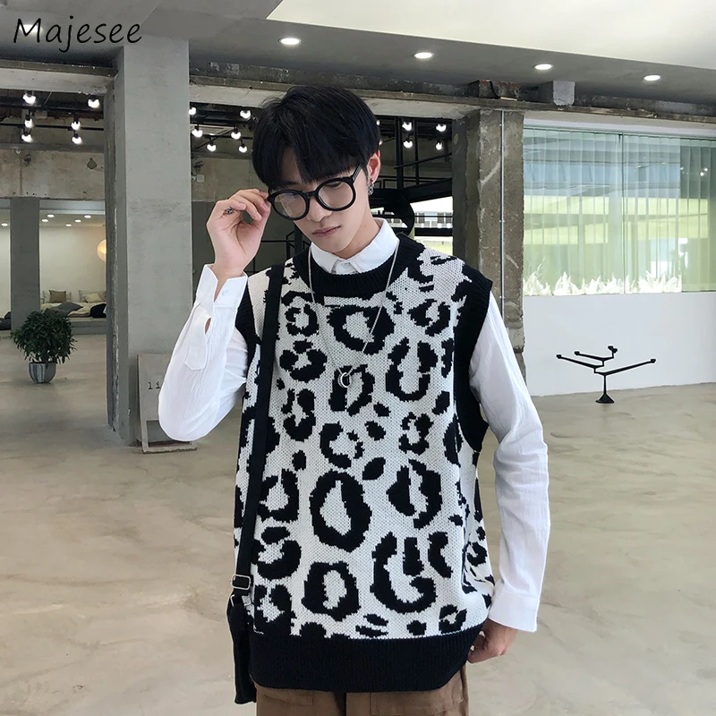 

Мужской трикотажный жилет с леопардовым принтом, с круглым вырезом