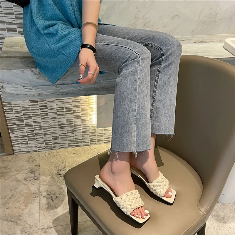 

Square Toe Shoes Woman's Slippers Luxury Slides Low 2021 Designer Hoof Heels PU Cross-tied Fabric Rubber Basic Shoes Woman 2021