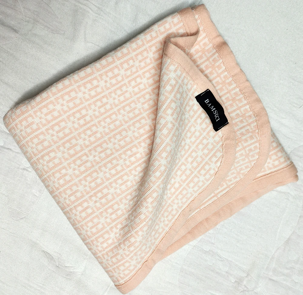 

New winter fashion Letter style newborn baby clothes warm knit sweater Long sleeve toddler Baby boy girls Romper and hat set