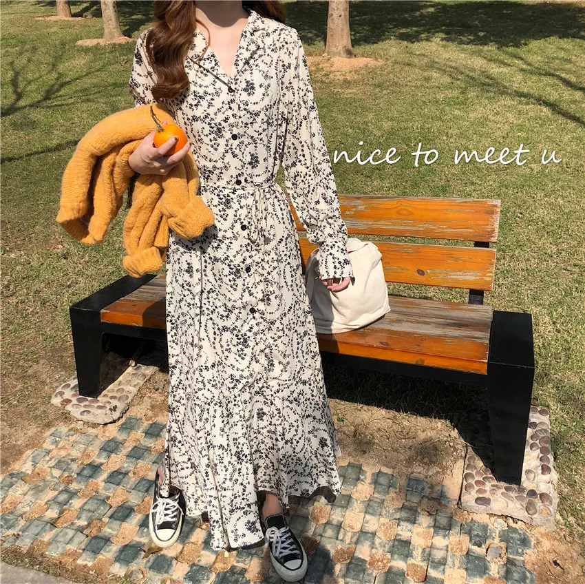 Осенне зимнее черное винтажное шифоновое платье с цветочным рисунком в стиле