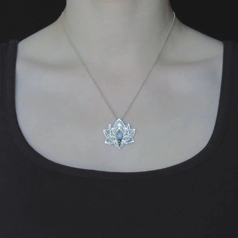 

Lotus Fashion Pendant Necklace Inlaid Moonstone Charm Necklace Women Party Holiday Anniversary Jewelry