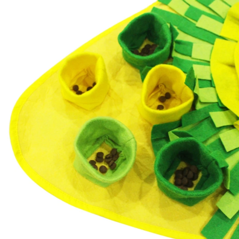 

Collapsible Snuffle Mat for Dogs Pet Feeding Mat Nosework Training Play Mats Interactive Puzzle Toy for Stress Release