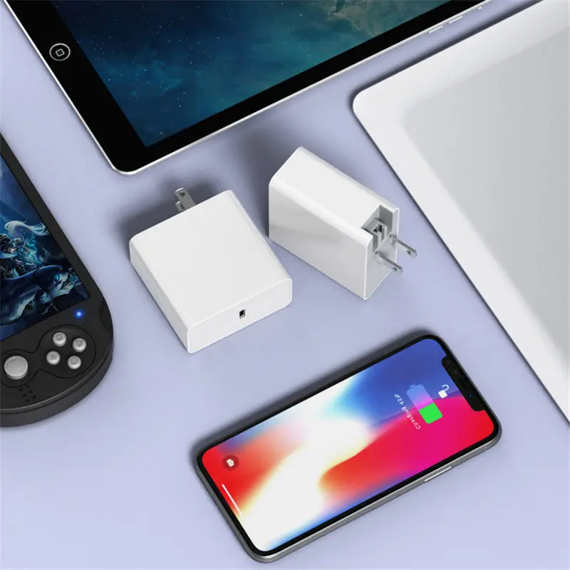 Зарядное устройство URVNS сетевое с USB-портом и поддержкой быстрой зарядки 87 Вт |