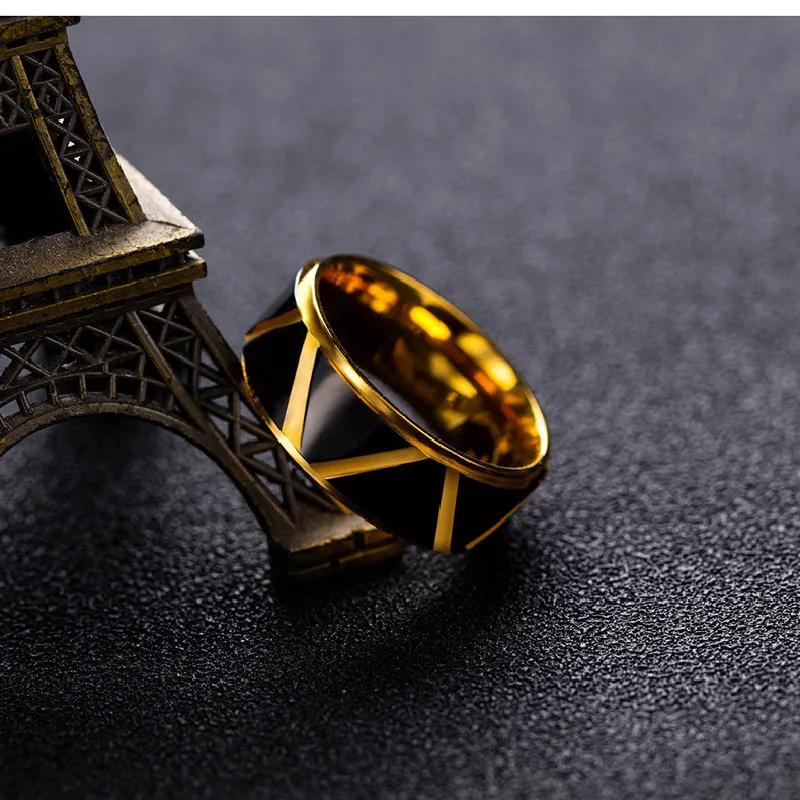 Мужское кольцо из титановой стали черное золото | Украшения и аксессуары