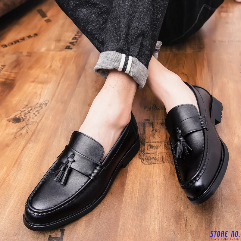 

Men Leather Shoes Slip On Male Fats Pointed Toe Luxury Business Tassel Shoes Outdoor Breathable Black Loafers Moccasins Shoes