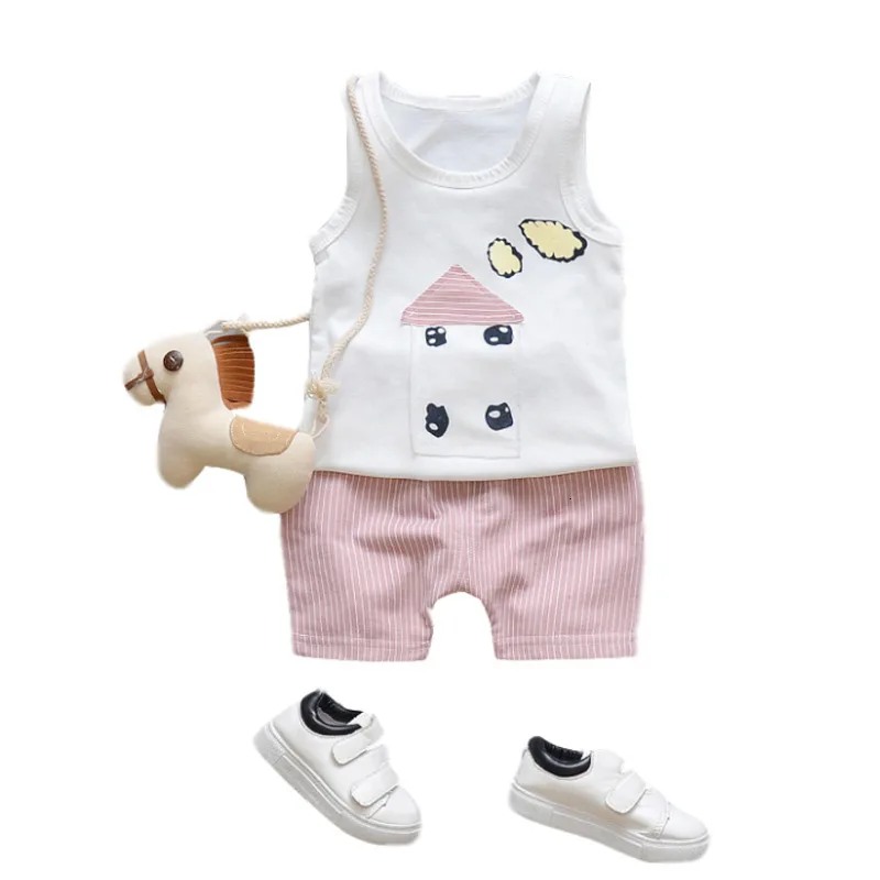 Летняя одежда для малышей Костюм мальчиков и девочек с рисунками из мультфильмов