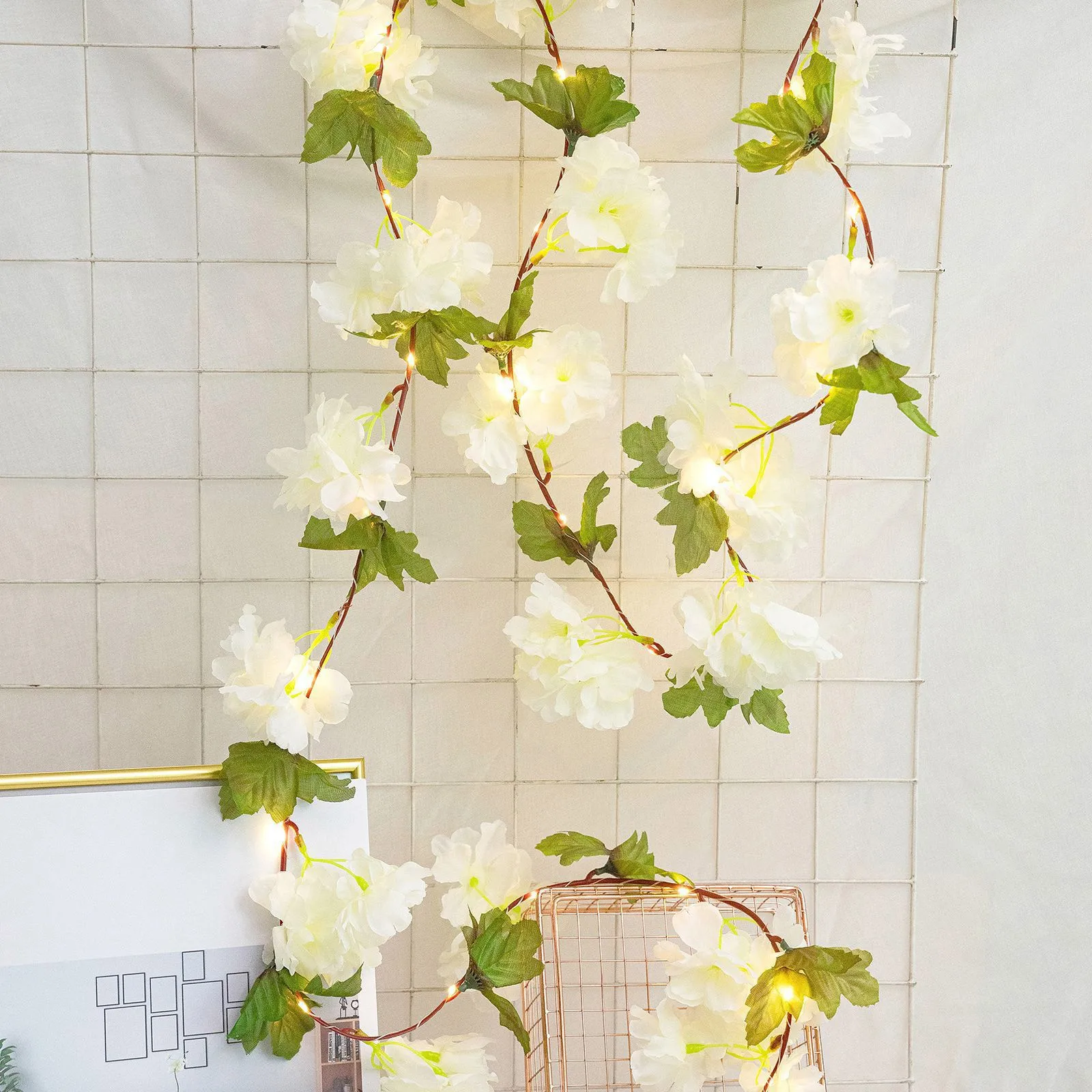 

2M Artificial Rose Flowers Leaves Vine string Lights Battery Powered Hanging Copper Wire Garland for Christmas Wedding 2021