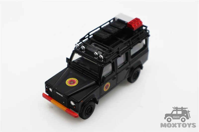 Мини GT 1:64 Land Rover Defender 110 воробьющаяся машина отлитый под давлением | Игрушки и