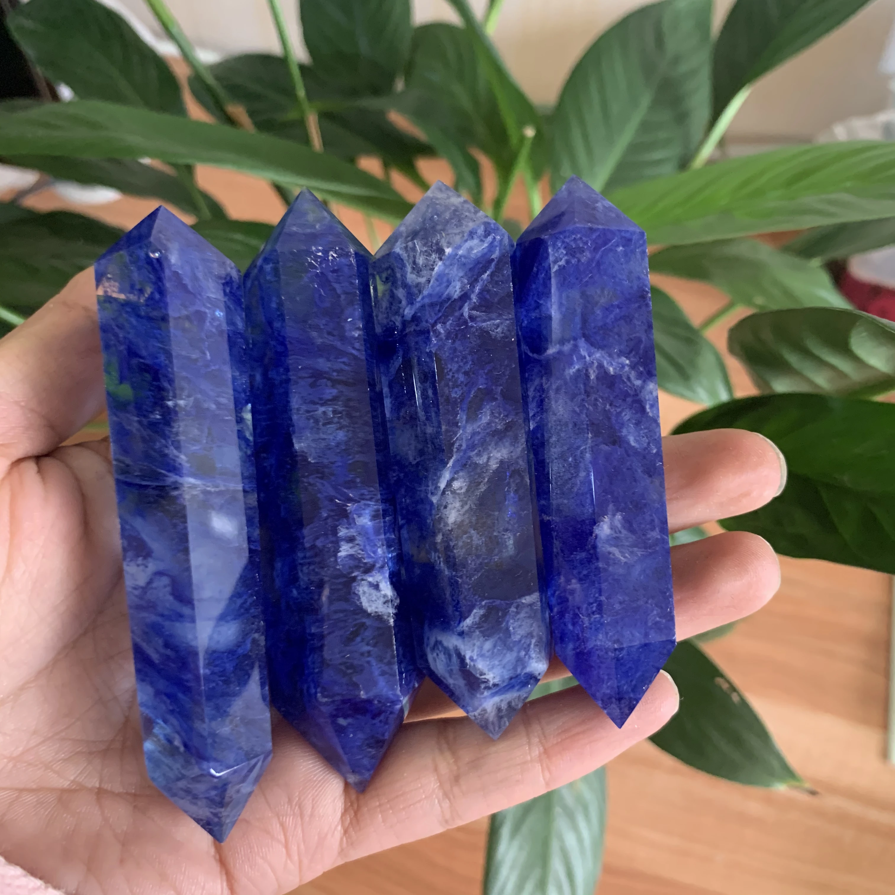 1 штука голубого плавления с двойным заостренным кварцевым кристаллом исцеление